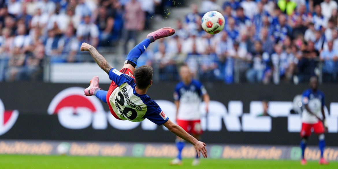 Die Gewinner des 4. Spieltags: HSV-Duo und Überraschung des SC Freiburg kaufen!